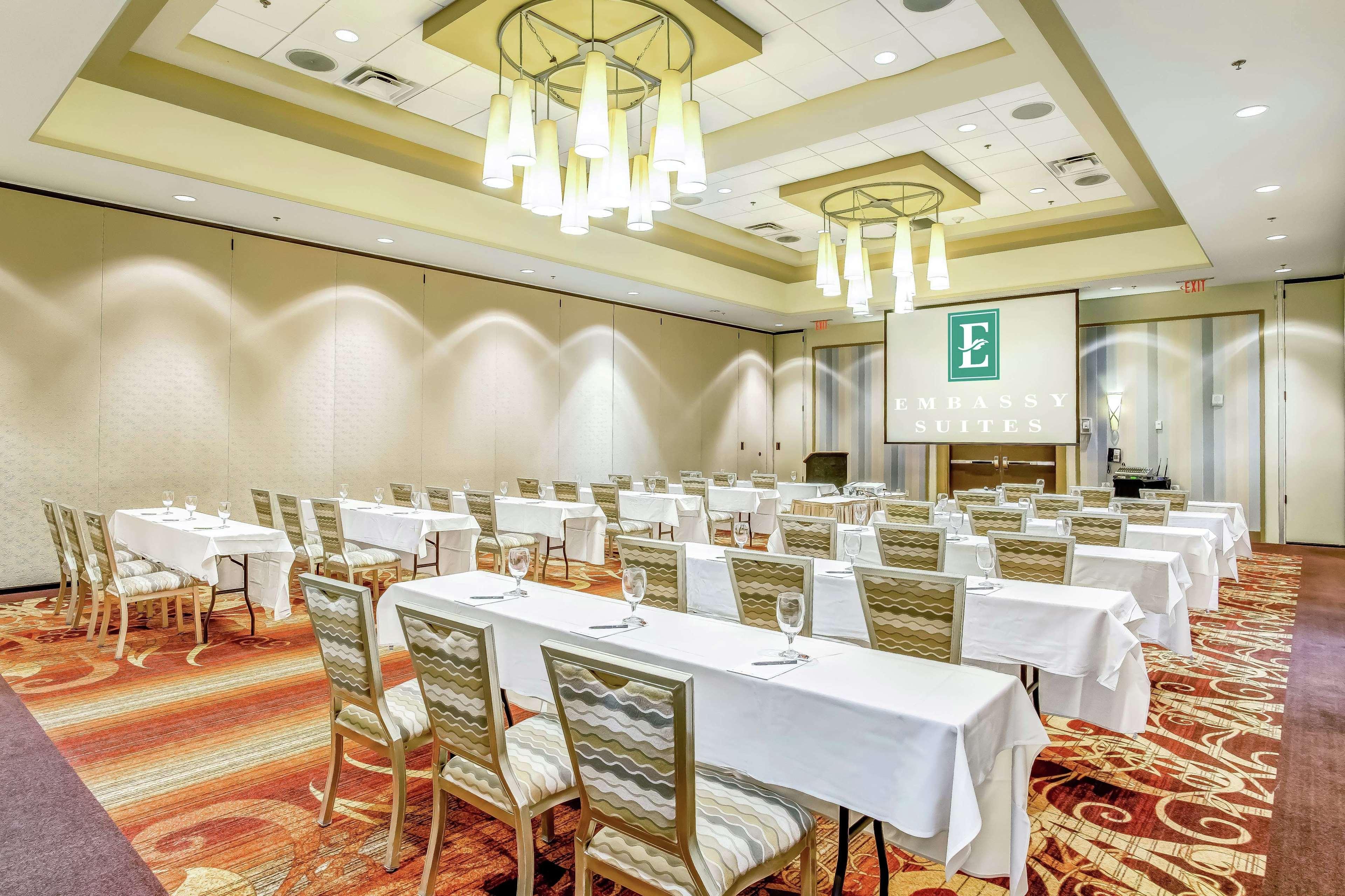 Embassy Suites Atlanta - Kennesaw Town Center Bagian luar foto