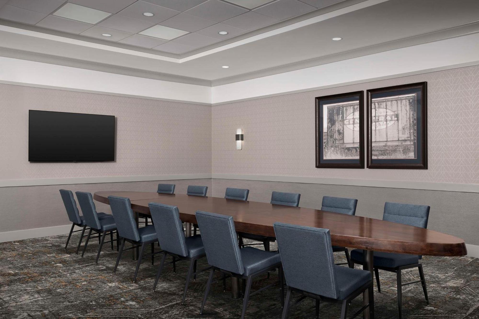 Embassy Suites Atlanta - Kennesaw Town Center Bagian luar foto